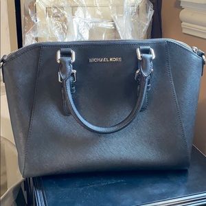 Micheal Kors Ciara satchel leather